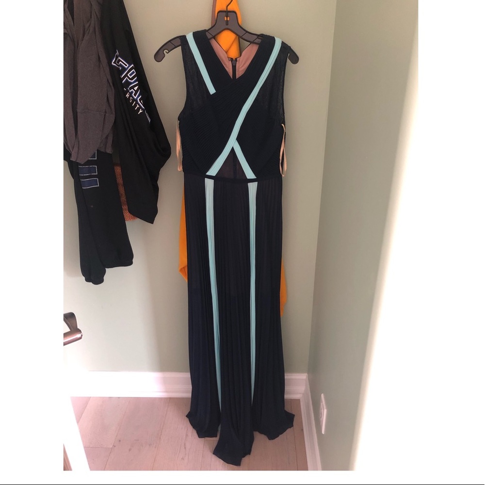 BCBG PROM/EVENT DRESS NEVER WORN